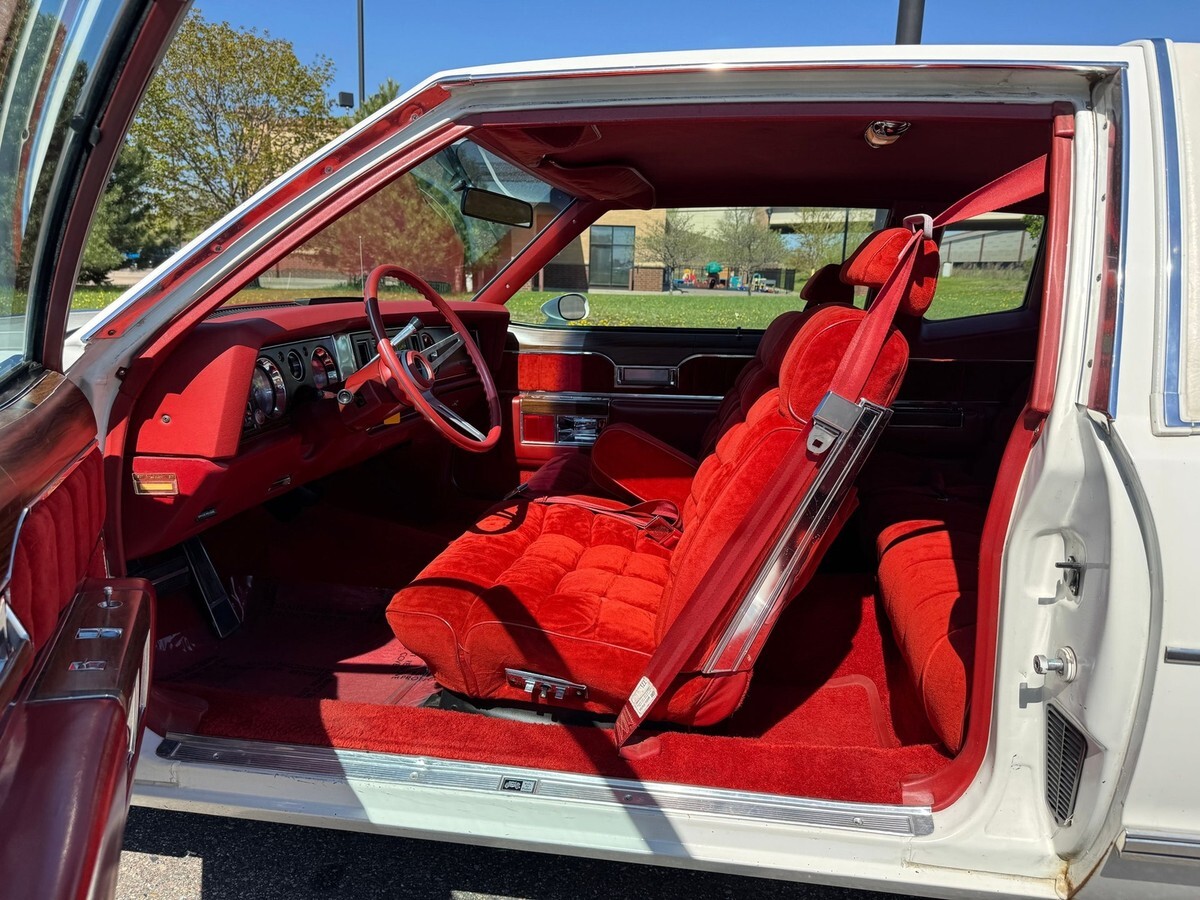 1977 Buick Riviera - photo 10
