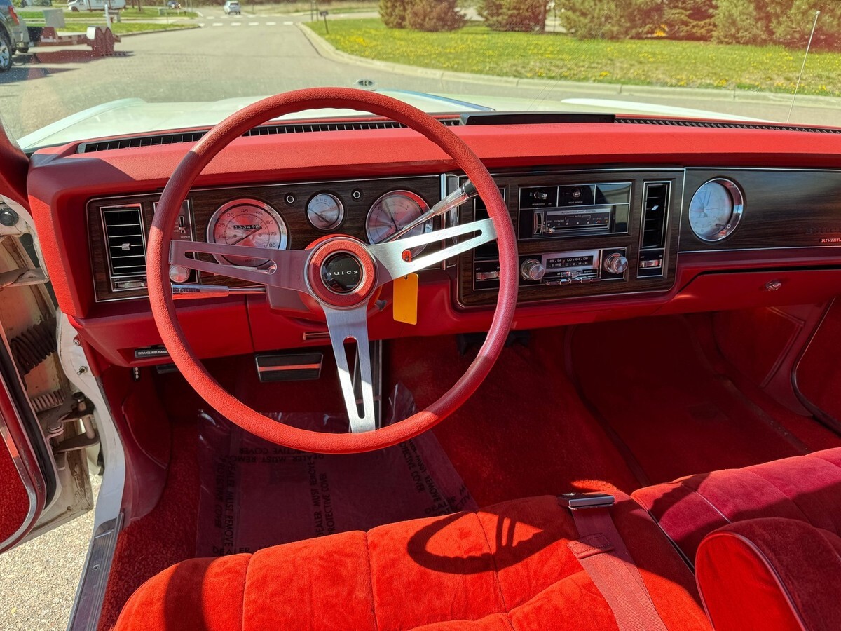 1977 Buick Riviera - photo 11