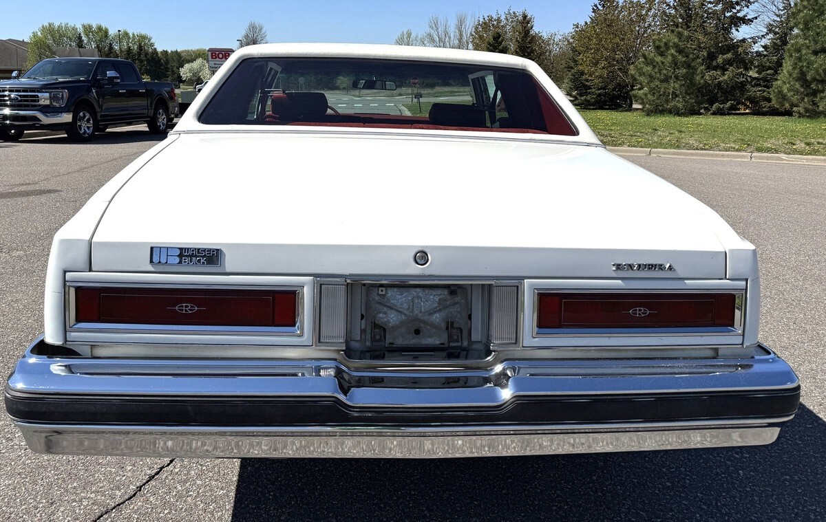 1977 Buick Riviera - photo 5