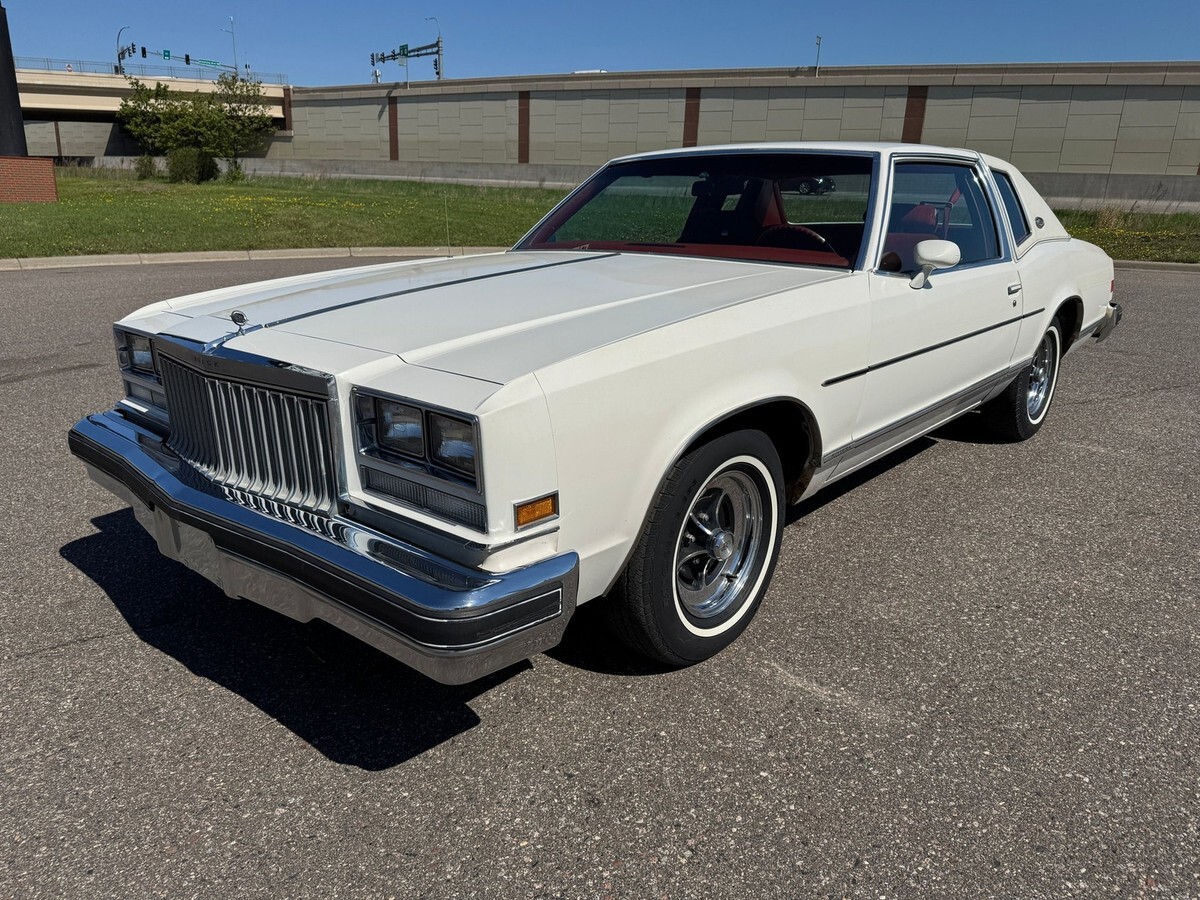1977 Buick Riviera - photo 8