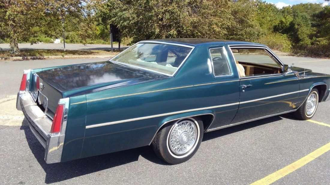 1977 Cadillac Fleetwood - photo 5