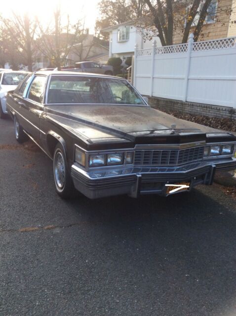 1977 Cadillac DeVille - photo 2