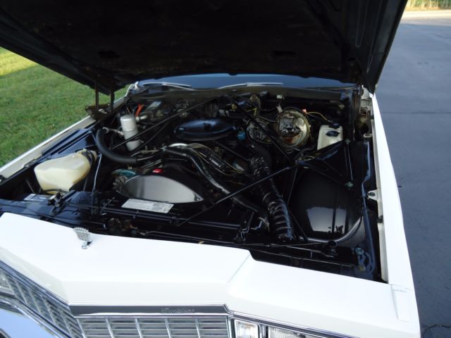 1977 Cadillac DeVille COUPE - photo 12
