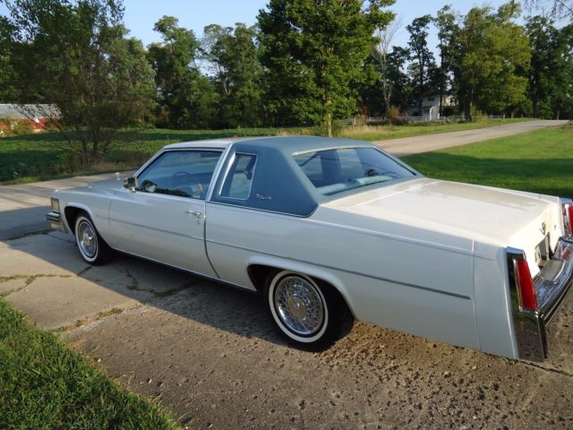 1977 Cadillac DeVille COUPE - photo 13