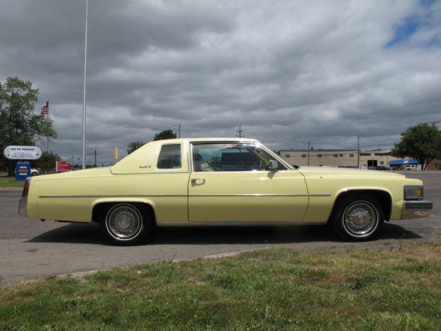 1977 Cadillac DeVille - photo 4