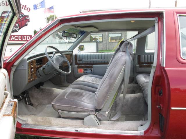 1977 Cadillac DeVille - photo 3