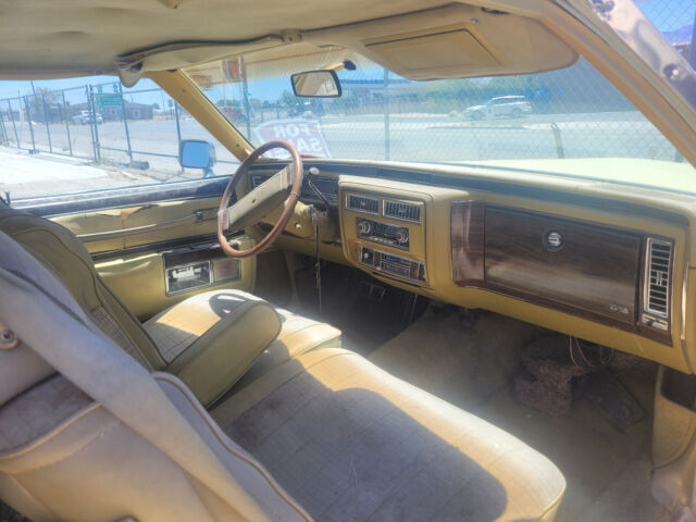 1977 Cadillac DeVille - photo 2