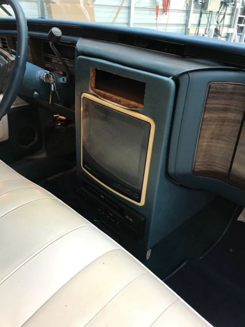 1977 Cadillac DeVille - photo 13