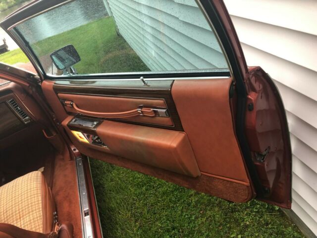 1977 Cadillac DeVille - photo 13