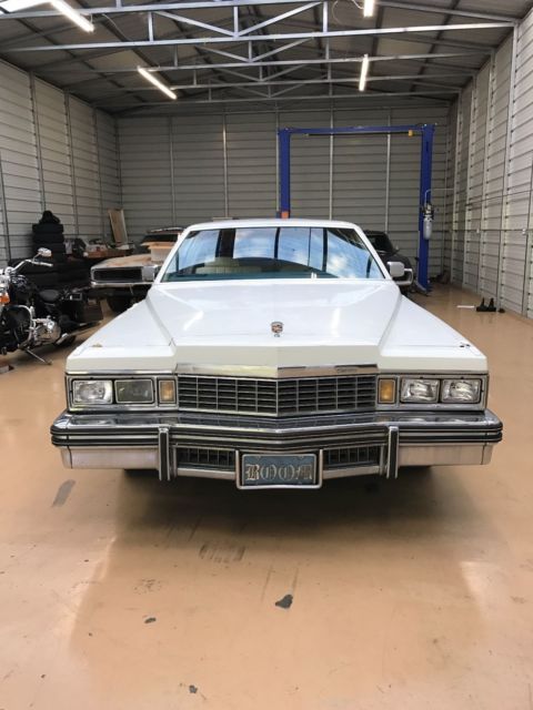 1977 Cadillac DeVille - photo 2