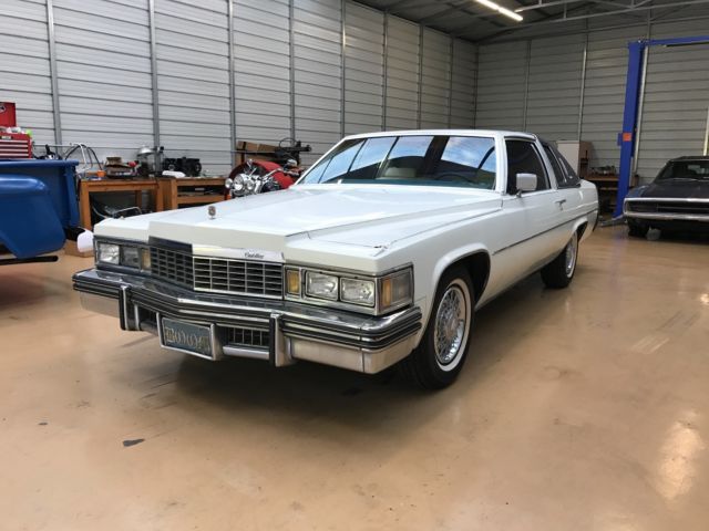 1977 Cadillac DeVille - photo 3