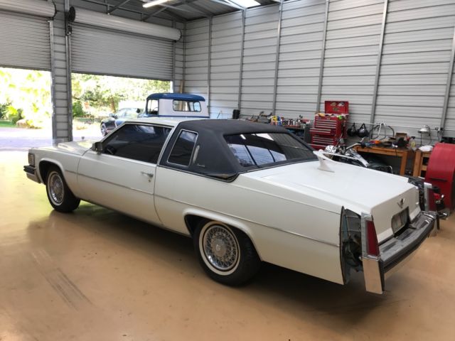 1977 Cadillac DeVille - photo 4