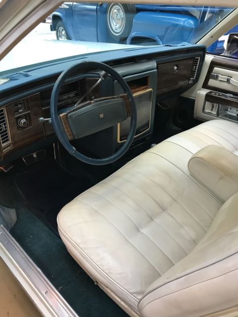 1977 Cadillac DeVille - photo 9
