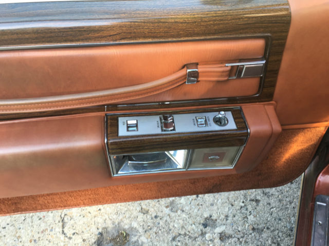 1977 Cadillac DeVille - photo 13