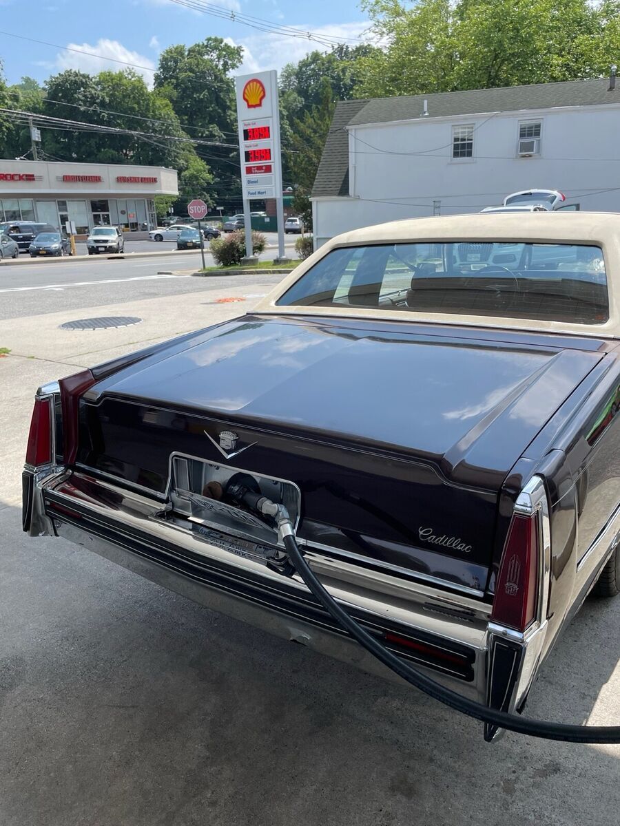 1977 Cadillac DeVille - photo 10