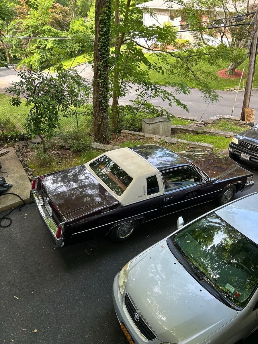 1977 Cadillac DeVille - photo 3