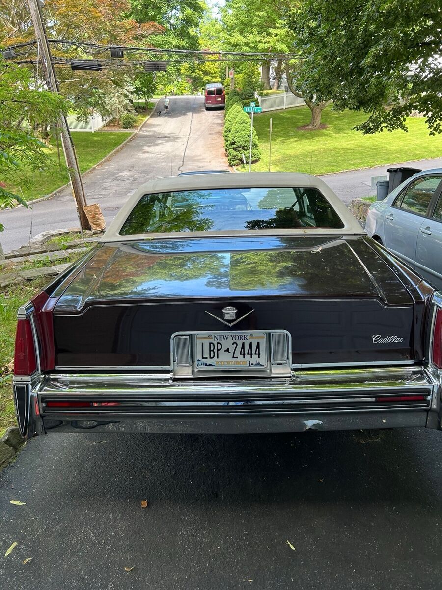 1977 Cadillac DeVille - photo 4
