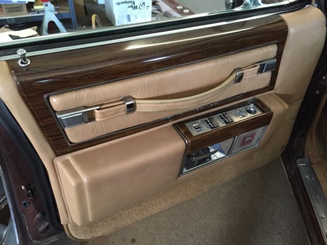 1977 Cadillac DeVille - photo 12