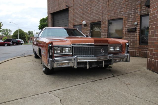 1977 Cadillac Eldorado Biarritz - Rare Factory Rims - Collector Quality - photo 7