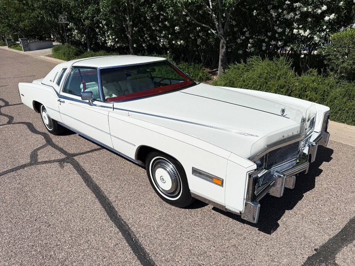 1977 Cadillac Eldorado Biarritz - photo 11
