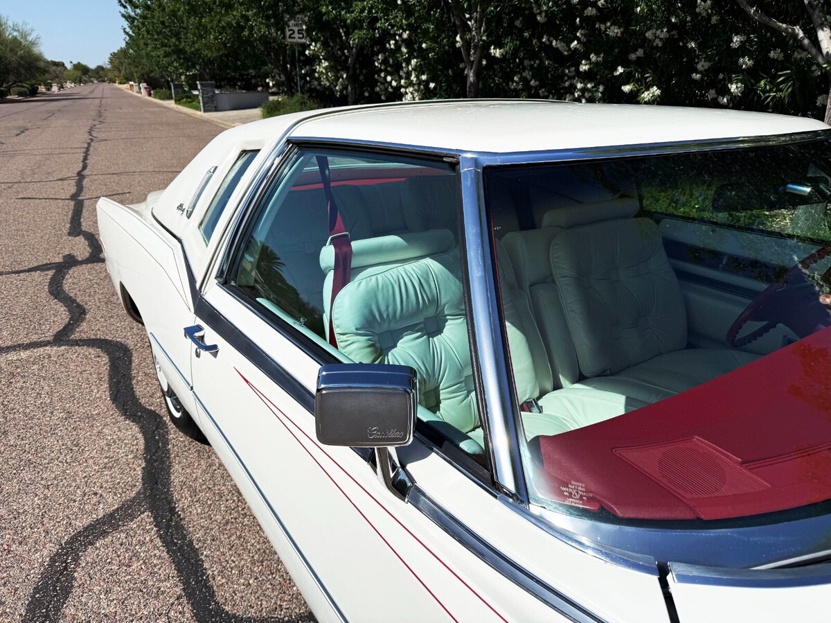 1977 Cadillac Eldorado Biarritz - photo 7