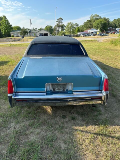 1977 Cadillac Fleetwood - photo 4