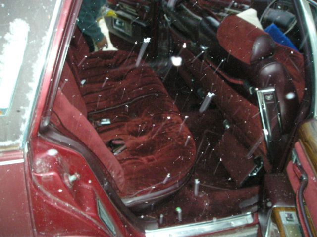 1977 Cadillac Fleetwood - photo 11