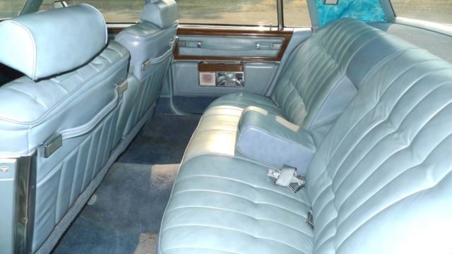 1977 Cadillac DeVille - photo 6