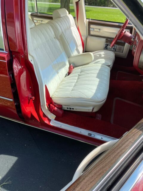 1977 Cadillac DeVille - photo 4