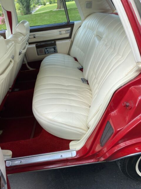 1977 Cadillac DeVille - photo 6