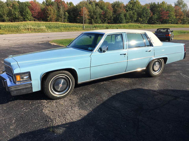 1977 Cadillac Sedan Deville - Absolutely Beautiful Condition - Must See! 1977 Cadillac DeVille