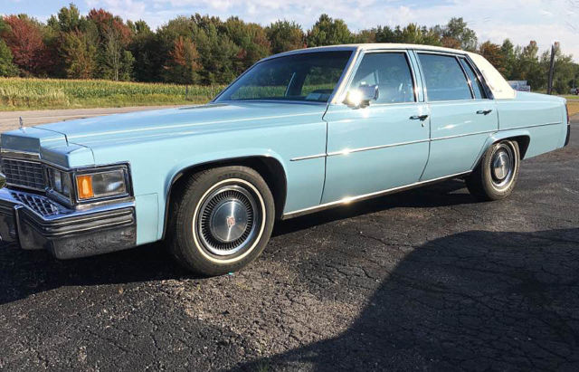 1977 Cadillac DeVille - photo 2