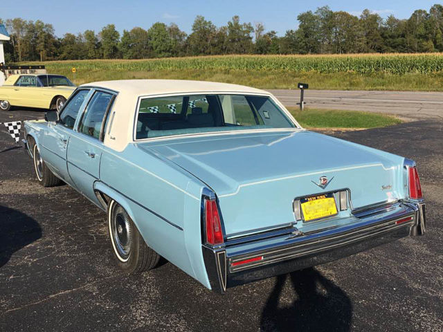 1977 Cadillac DeVille - photo 4