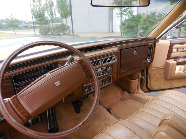 1977 Cadillac DeVille Sedan deVille - photo 10