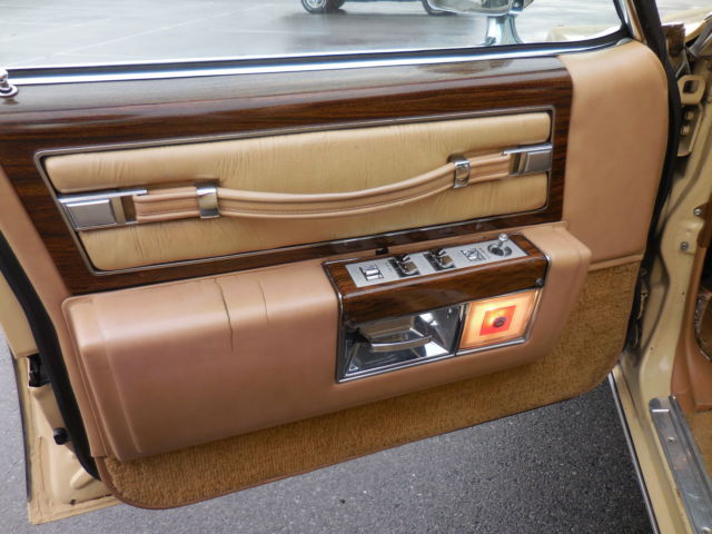 1977 Cadillac DeVille Sedan deVille - photo 11