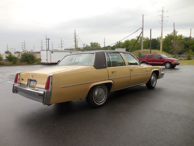 1977 Cadillac DeVille Sedan deVille - photo 5