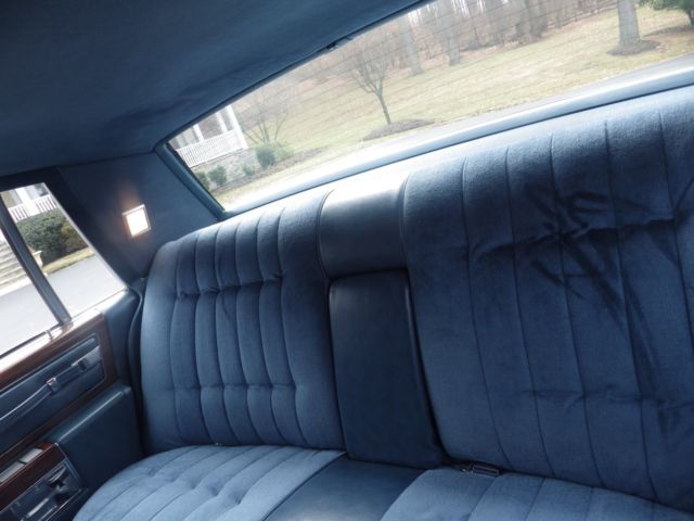 1977 Cadillac DeVille - photo 5