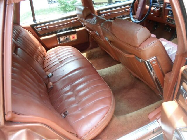 1977 Cadillac DeVille - photo 5