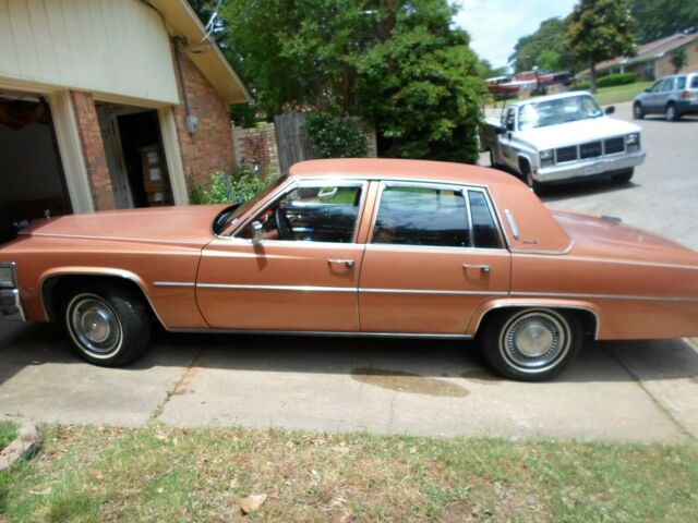 1977 Cadillac DeVille - photo 8