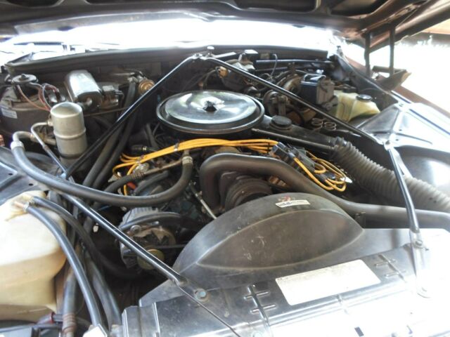 1977 Cadillac DeVille - photo 9