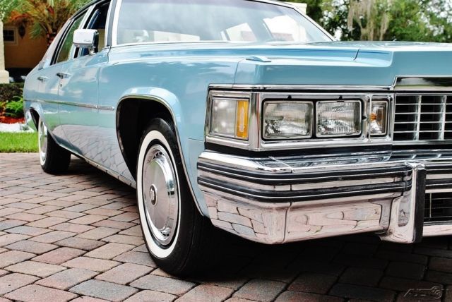 1977 Cadillac DeVille with Only 3046 Actual Miles - photo 11