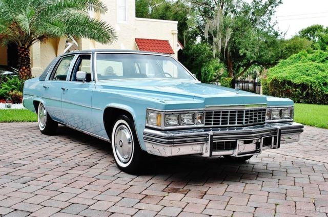 1977 Cadillac DeVille with Only 3046 Actual Miles - photo 5