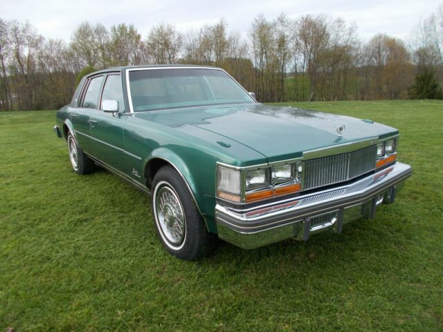 1977 Cadillac Seville - photo 2