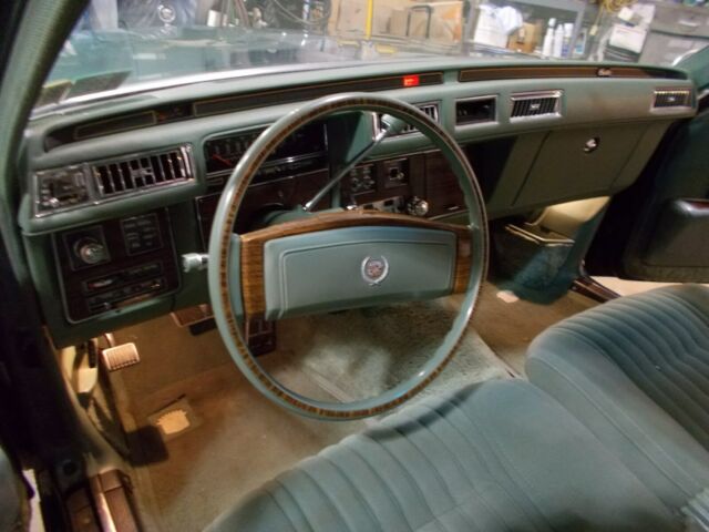 1977 Cadillac Seville - photo 5