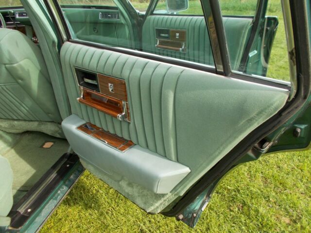 1977 Cadillac Seville - photo 8