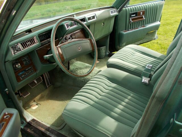 1977 Cadillac Seville - photo 9