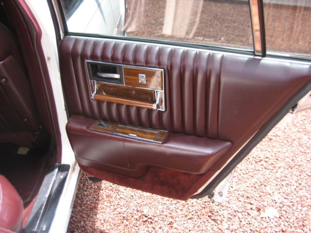 1977 Cadillac Seville - photo 12