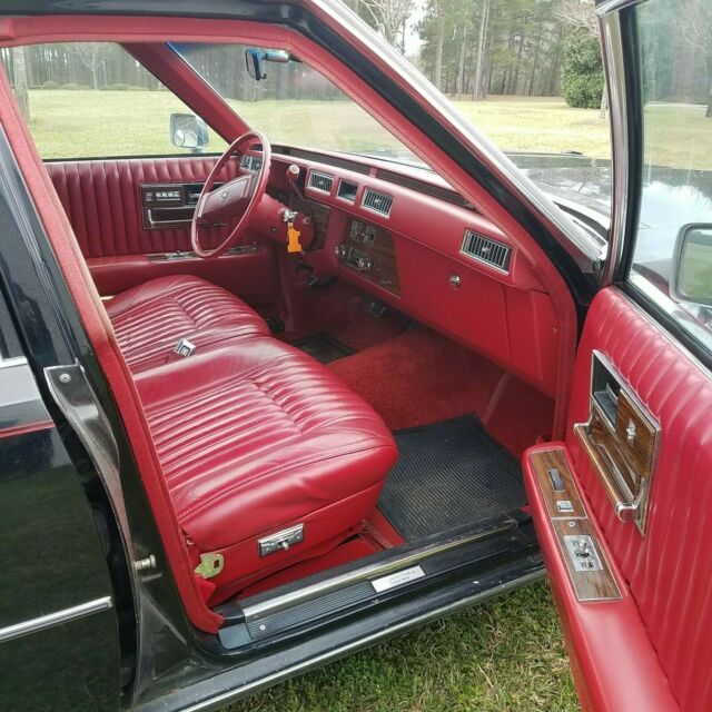 1977 Cadillac Seville - photo 13