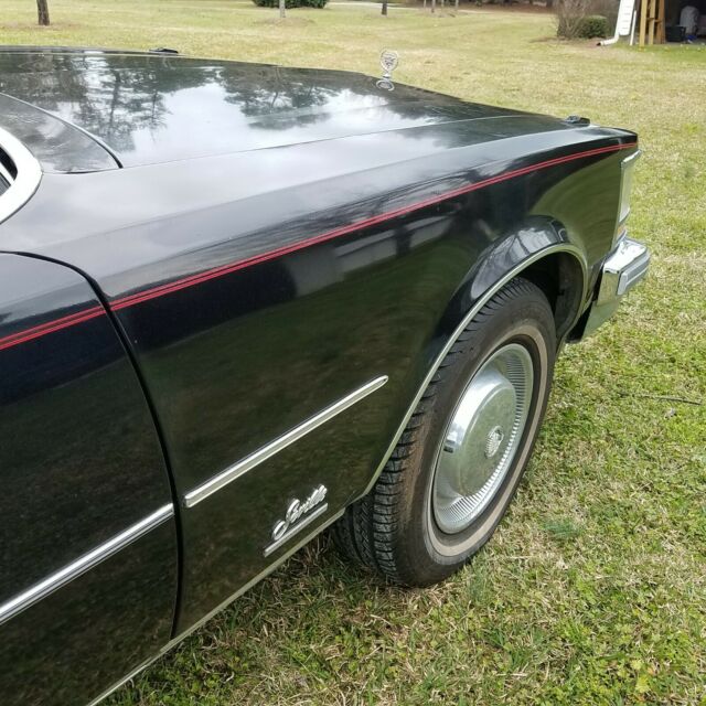 1977 Cadillac Seville - photo 2