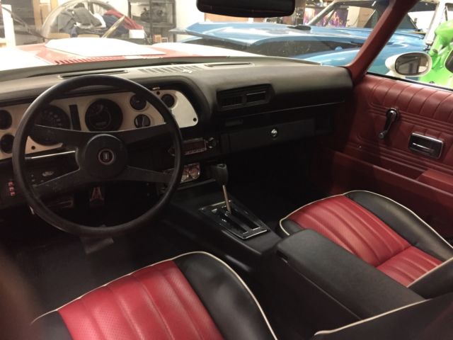 1977 Chevrolet Camaro - photo 3